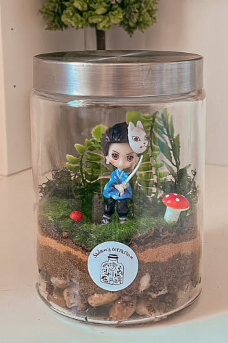 Tanjiro terrarium