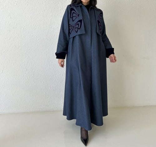 Code#117 فراشة مخملية