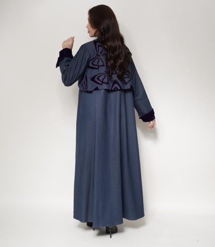 Code#117 فراشة مخملية