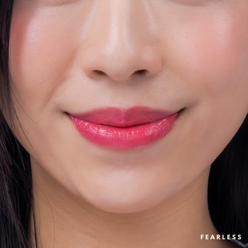 مرطب الشفاه الملون لوف بايت كارا بيوتي