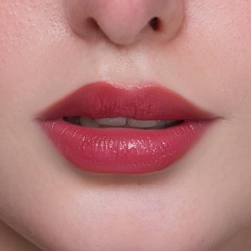 مرطب الشفاه موف أوفر -لوكا