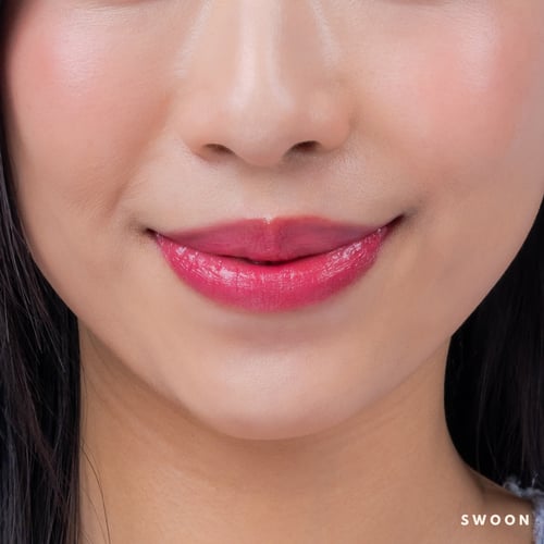 مرطب الشفاه الملون لوف بايت كارا بيوتي