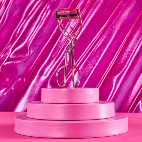 مكبس تقويس الرموش