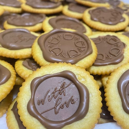 بسكوت بالشوكولاته