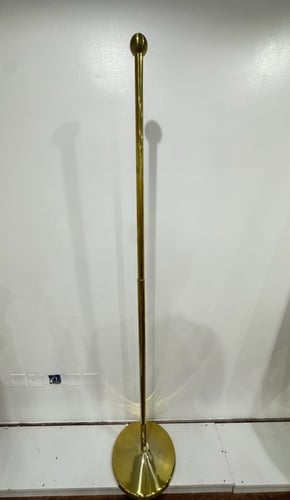 سارية علم داخلى ذات رأس كروية