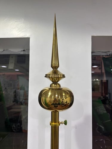 سارية علم فاخرة