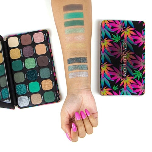 باليت ظلال عيون تشيلد كانابيس ستايفا سيد اويل من ر...