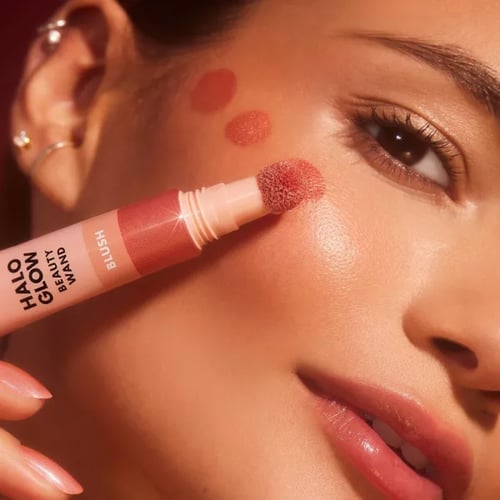 ايلف هالو جلو احمر خدود بيوتي واند