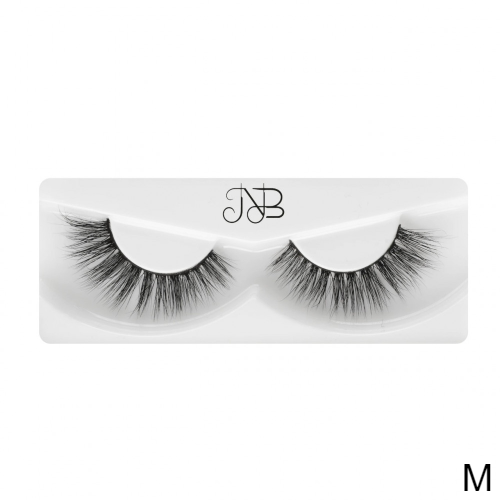 نورة بو عوض - رموش المنك الطبيعي خيط اسود M