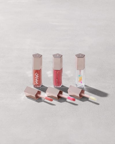 مجموعة ملمع الشفاة Glossy Posse Volume من فنتي بيو...