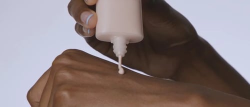 برايمر معجون بورلس سائل من إلف 28مل - UNIVERSAL SH...