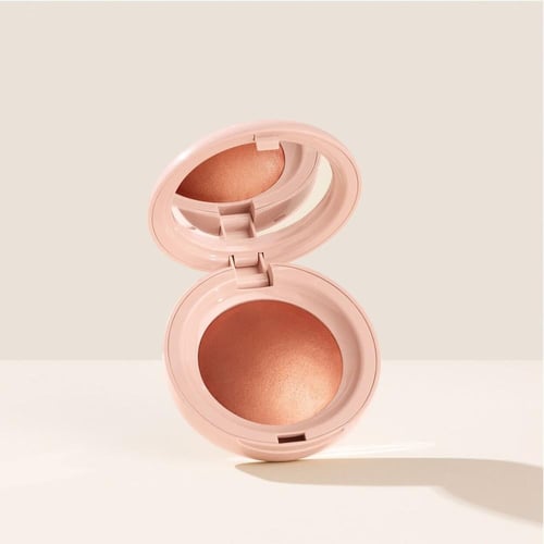 اضاءة سيلكي تاتش من رير بيوتي 2.8g