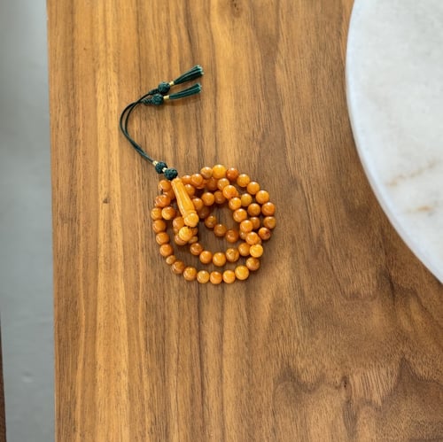 سبحة كهرمان طبيعي حر