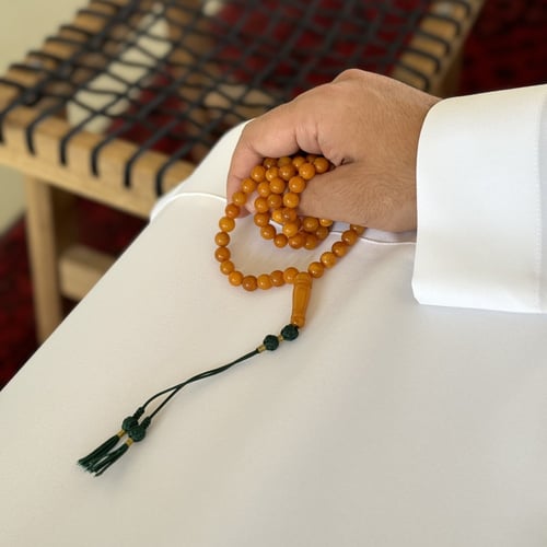 سبحة كهرمان طبيعي حر