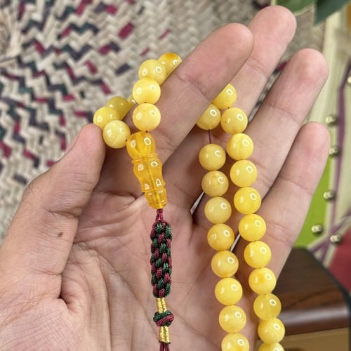 سبحة كهرمان نواعم