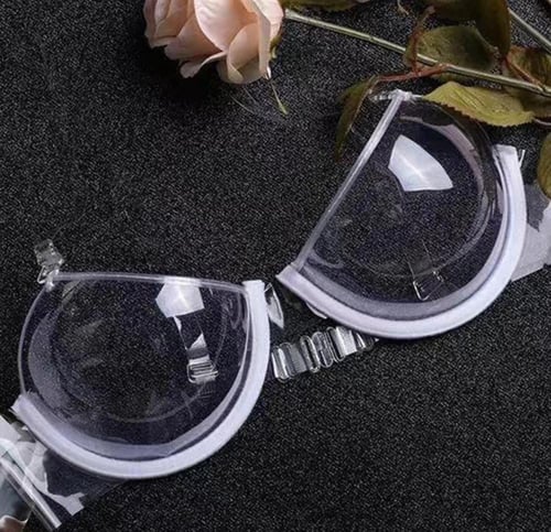 حملات صدر شفافة للمناسبات