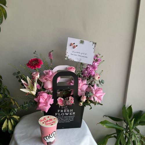 باقه عرض " الشهر " مع الكب كيك