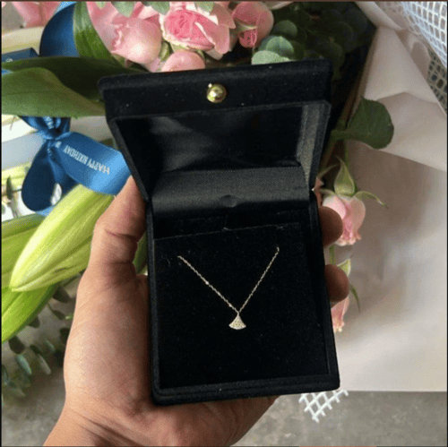 باقة الحب مع ذهب