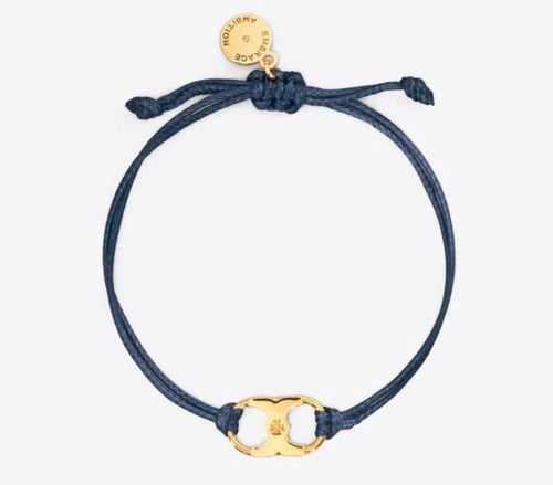 باقه ورد مع اسواره توري بورش