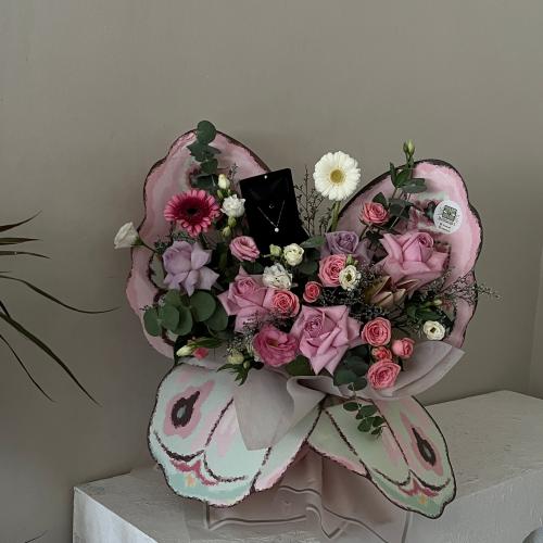 باقه الفراشه عرض تنسيق سلسال ذهب من اختيارك