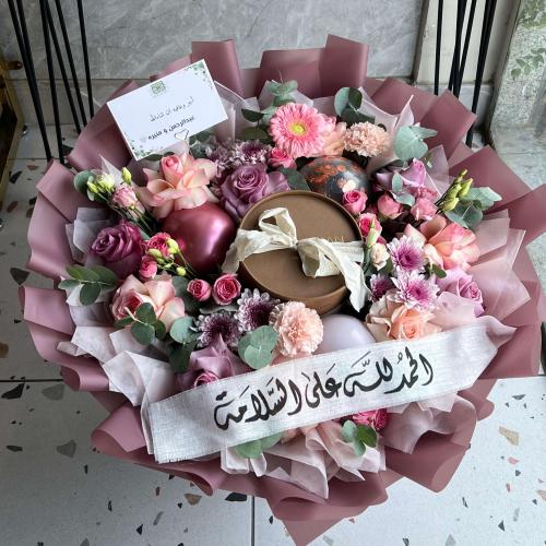 باقة ورد مع شوكلت هانوفريان