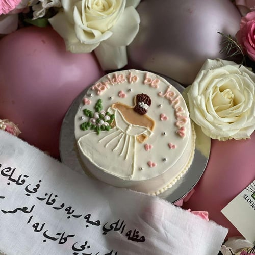بوكيه ورد مع كيكه