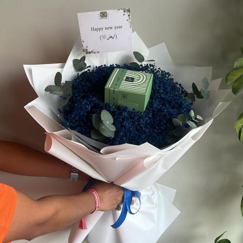 باقه ورد مع شوكلت باتشي / bouquet with patchi