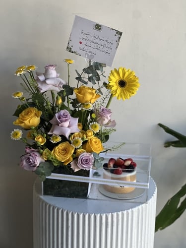 بوكس اكريلك بالإضافه الى كيكه ووود ️