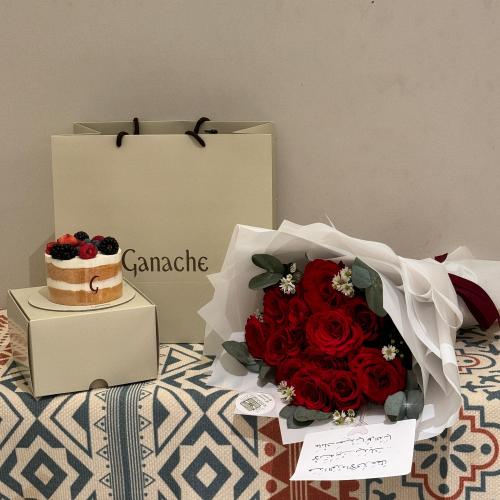 باقة ورد وكيكه جاناش