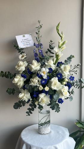 فازه ورد جميله