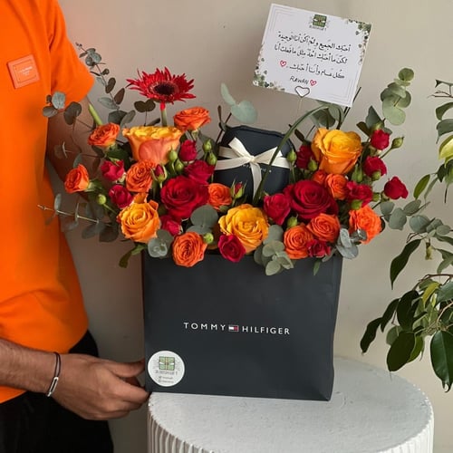 تنسيق كيس تومي هيلفيغر