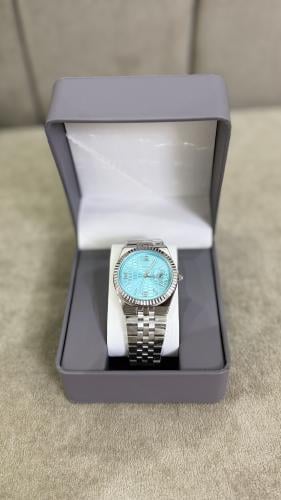 Cartier Land Dwyer watch - Sky blue