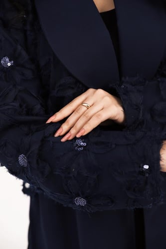 عباية رسمية ورود باللون الأزرق ( 702 )