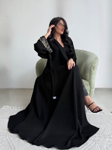 عباية أكمام ساتان تايقر
