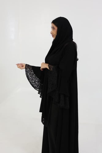 عباية سيرين