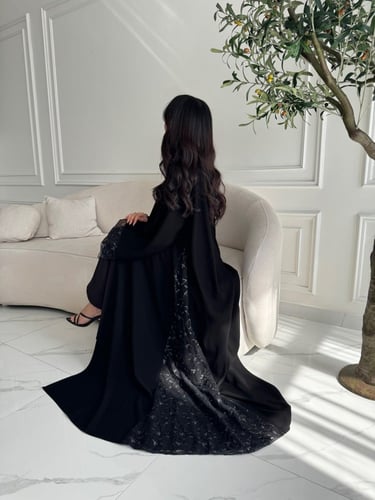 عباية شيفون فضي