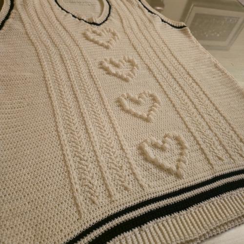 بلوزة كوروشية