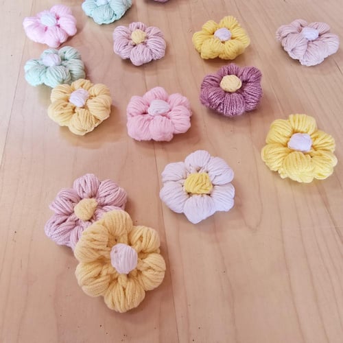 وردات ملونة