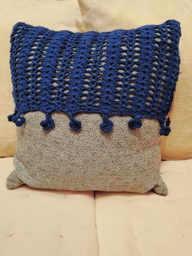 نصف غطاء وسادة كحلي