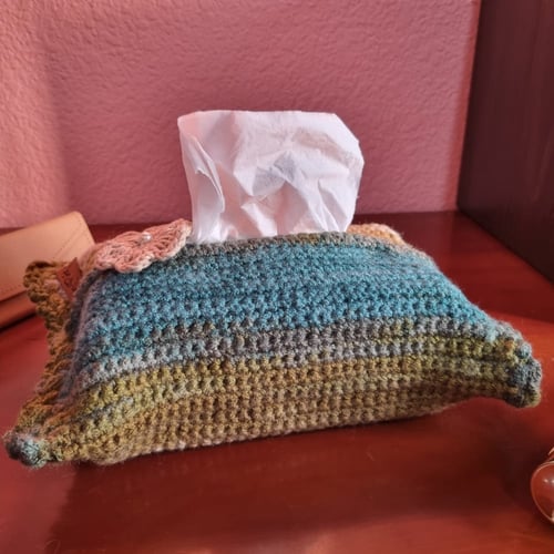 غلاف مناديل اخضر جانجا