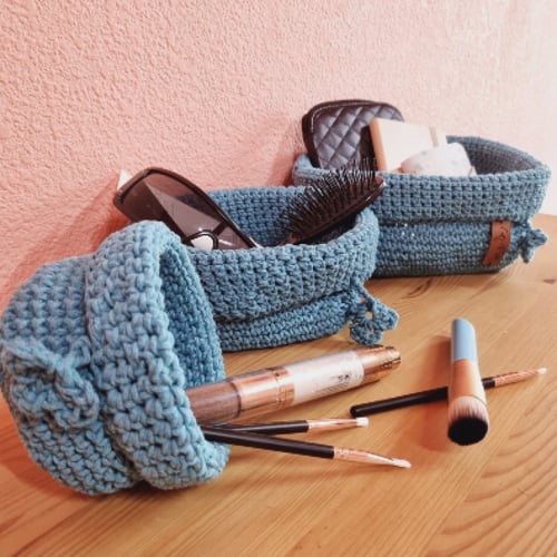 سلات فيروزي