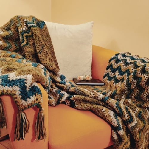 بطانية بلون اخضر مموج