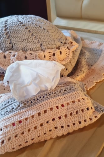 طقم بطانية+وسادة+غلاف مناديل