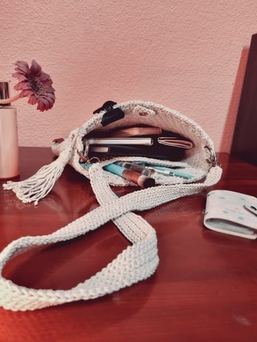 حقيبة يد بيج