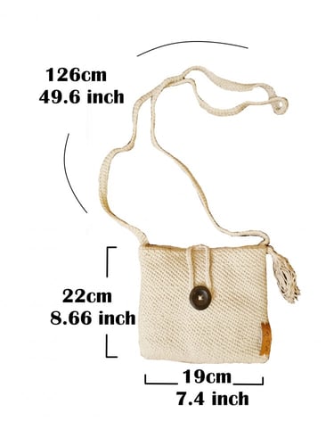 حقيبة يد صغيرة بيج