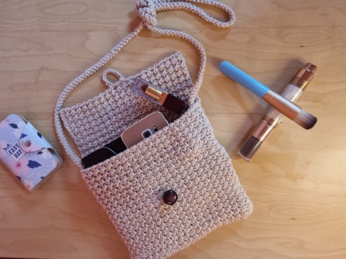 حقيبة يد صغيرة