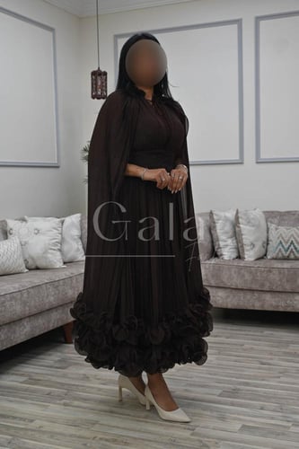 فستان ميدي بأكمام طويله