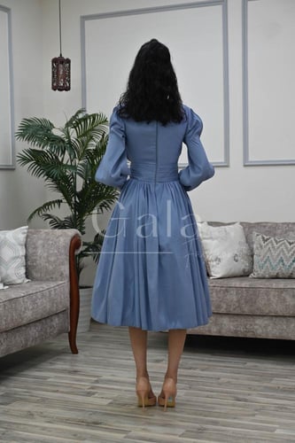 فستان كلوش قصير أكمام