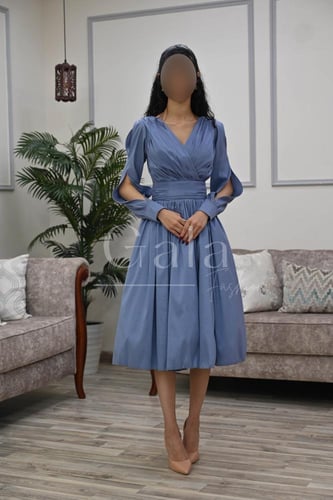 فستان كلوش قصير أكمام