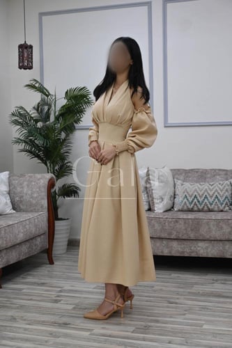 فستان ميدي اكتاف اكمام مفصوله